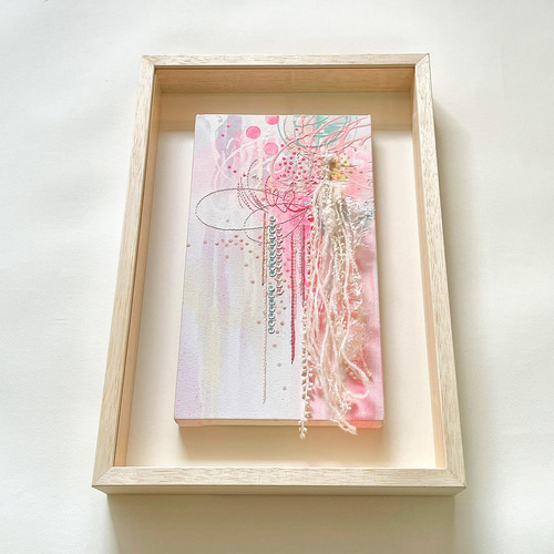 刺繍入り絵画「すぐそこに、輝く世界。」(額入り) 絵画 マスダトモミ