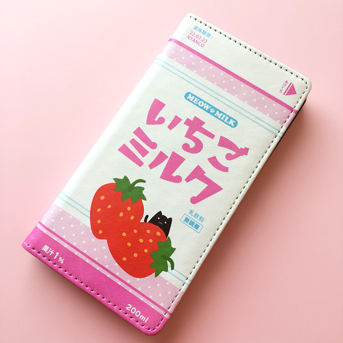 クロネコいちごみるくの手帳型スマホケース 黒猫 猫 iPhone15
