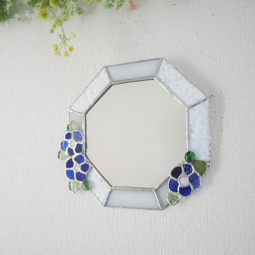 ✴︎:.｡.:再販♪ 青い花が咲く八角形のステンドグラスミラー