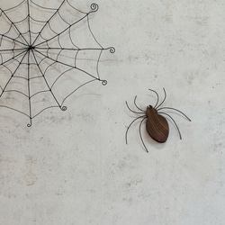 【送料無料】ハロウィン オーナメント クモ 蜘蛛 ウォールデコ 飾り 木製 インテリア 雑貨  オブジェ くも 4枚目の画像