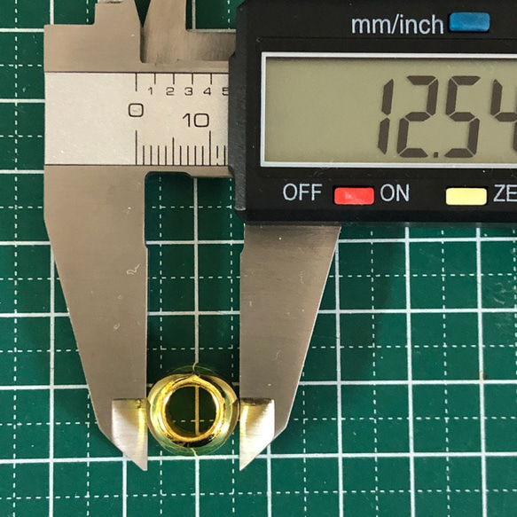 12個 12mm 大穴 プラスチック ビーズ ゴールド A 5枚目の画像