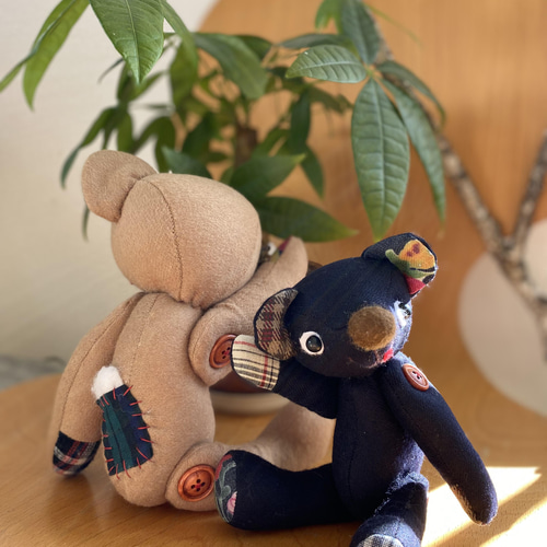 ユニークな癒し系テディベア＊ tehepero・bear (ネイビー/14cm