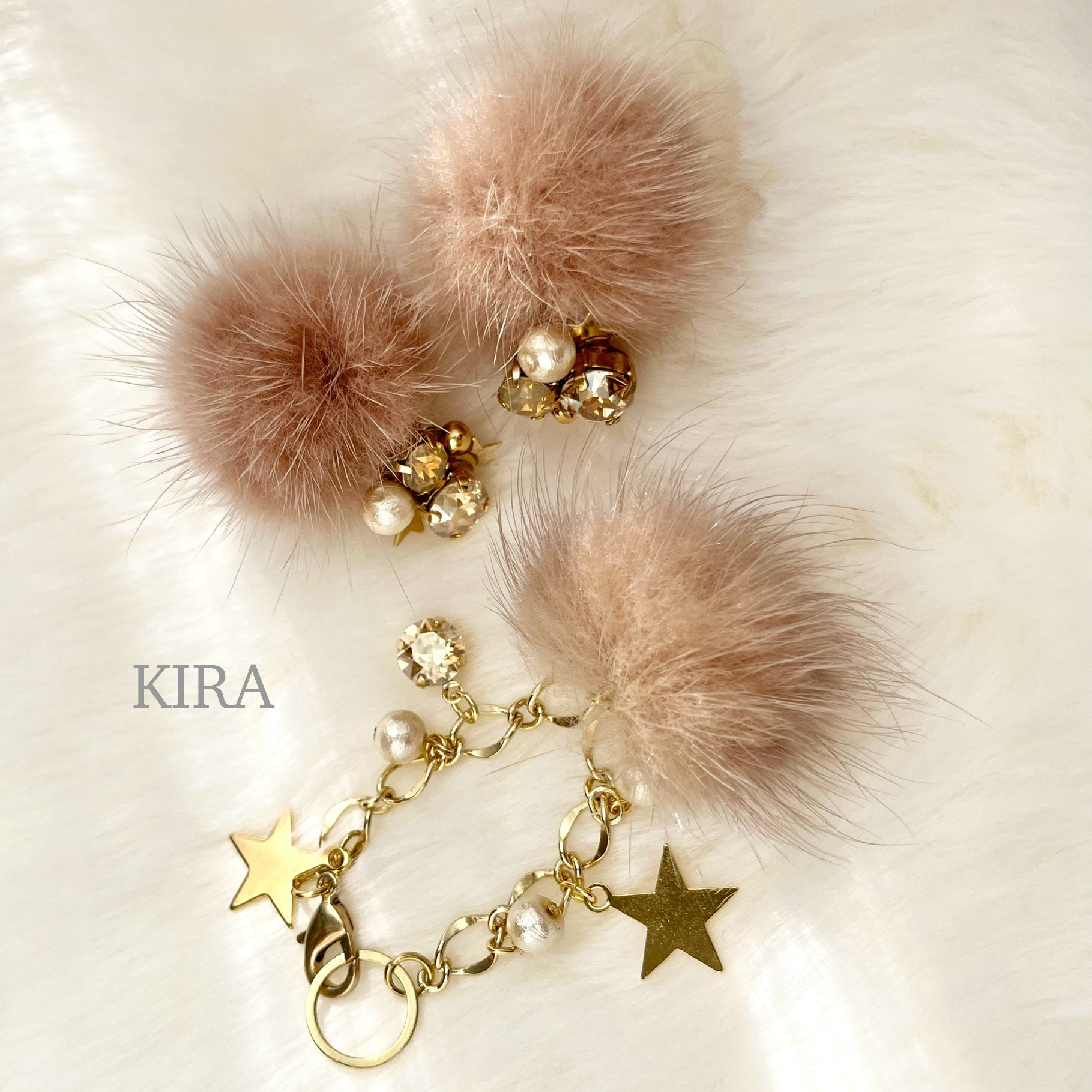 ✨3way✨取外せる✨ミンクファーピアス&バッグチャーム✨ベージュ