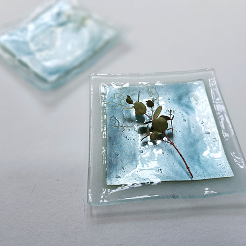 ❣️必見❣️未使用❣️バカラ❣️皿❣️プレート❣️アラベスク❣️クリスタル❣️小皿❣️12cm❣️ ガラスの器 金属箔皿 15㎝角 中皿 スタジオ シャイン 通販