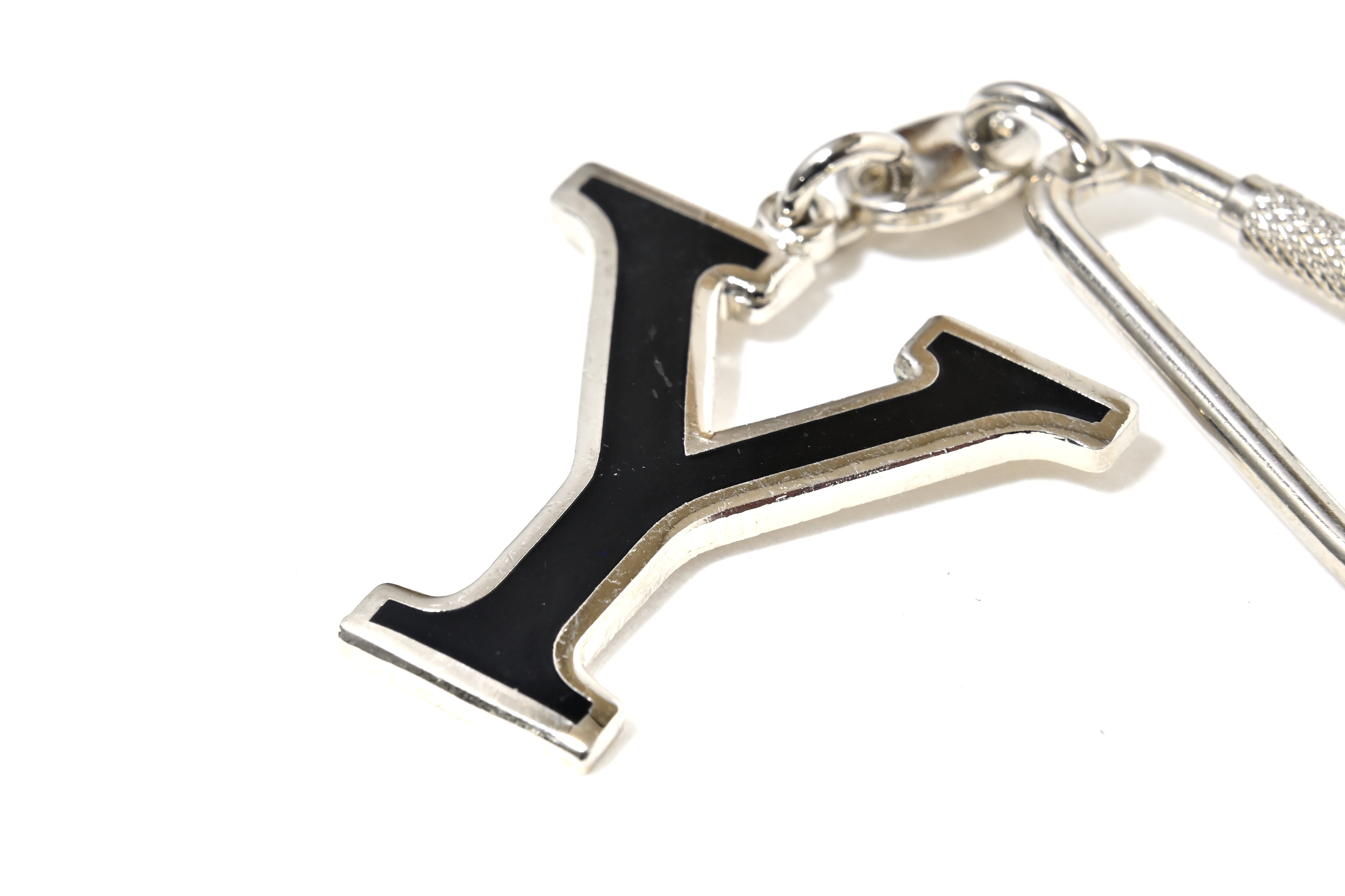 【VINTAGE】Roman art（ロマンアート）七宝焼き アルファベット　バッグチャーム・キーホルダー（Y/銀/黒）