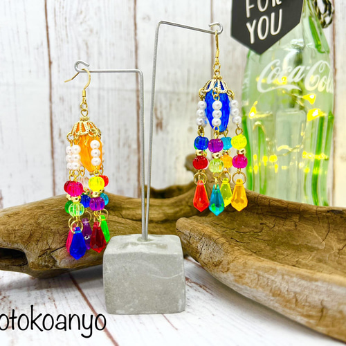 海外製ビーズ 派手可愛い 令和 モダン カラフル ビーズ