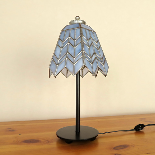 ティファニースタイルテーブルランプ電気スタンドガラスランプ