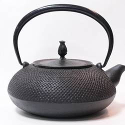 南部鉄器 鉄瓶 「ブラックホール 鍋敷きセット」 0.5L その他