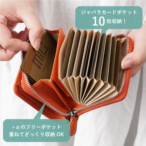 HUMAN MADE ハート型エンボス 二つ折り財布 HUMAN MADE ハート型エンボス 二つ折り財布 HUMAN MADE ハート型