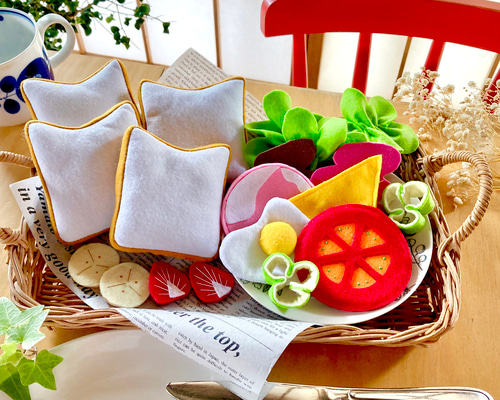 個性がばくはつ⭐︎作って遊ぼう‼︎フェルトのサンドイッチセット