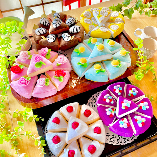 ケーキ屋さんになりたい‼︎おままごと☆フェルトのロール&三角ケーキ屋
