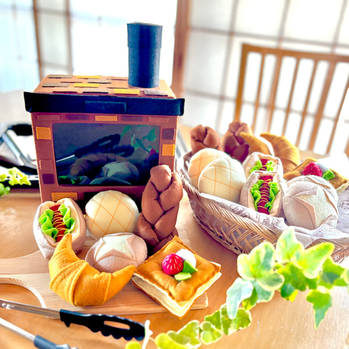 おままごと☆フェルトの石窯オーブン パン6個 おもちゃ・人形 banana