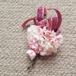 桜のコサージュ　（キラキラ✨ラメリボン) 3枚目の画像