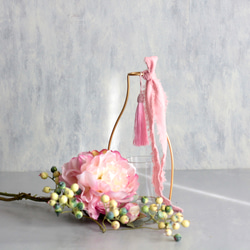 【ピンクグラデーションピオニーとグリーンベリー】｜アーティフィシャルフラワー 花瓶アレンジ| 春｜ギフト・インテリア雑貨 9枚目の画像
