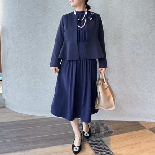 洗えて安心♡上品美ラインシルエット 膝下フレアワンピース【M
