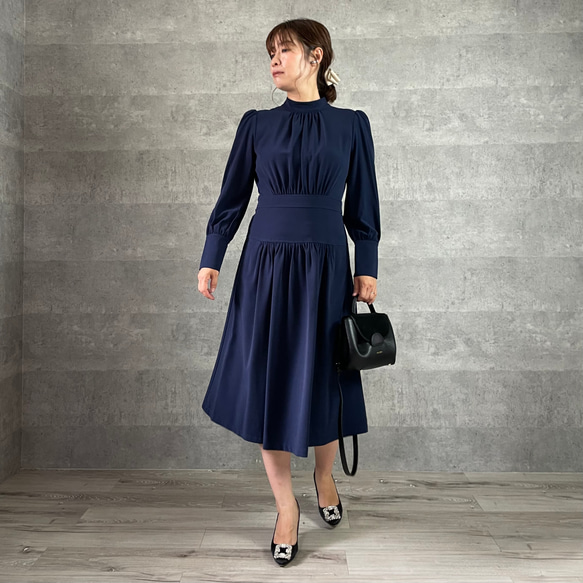 洗えて安心♡上品美ラインシルエット 膝下フレアワンピース【M】卒業式