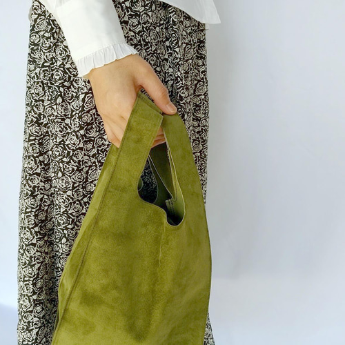 ちょっと贅沢な毎日のサブバッグ ピッグスエード (M) オリーブ エコ