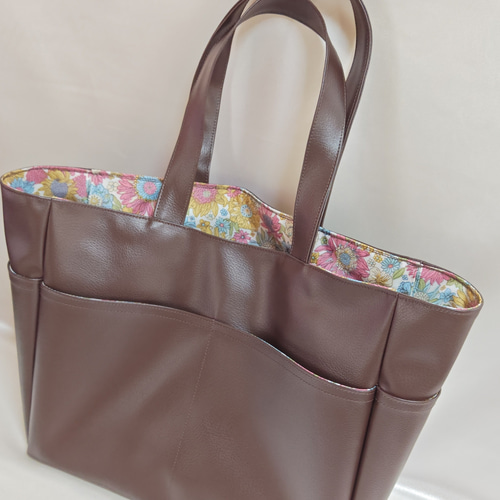 ご褒美作品」「受注後製作」『上品で大容量』A4サイズ対応の大きな