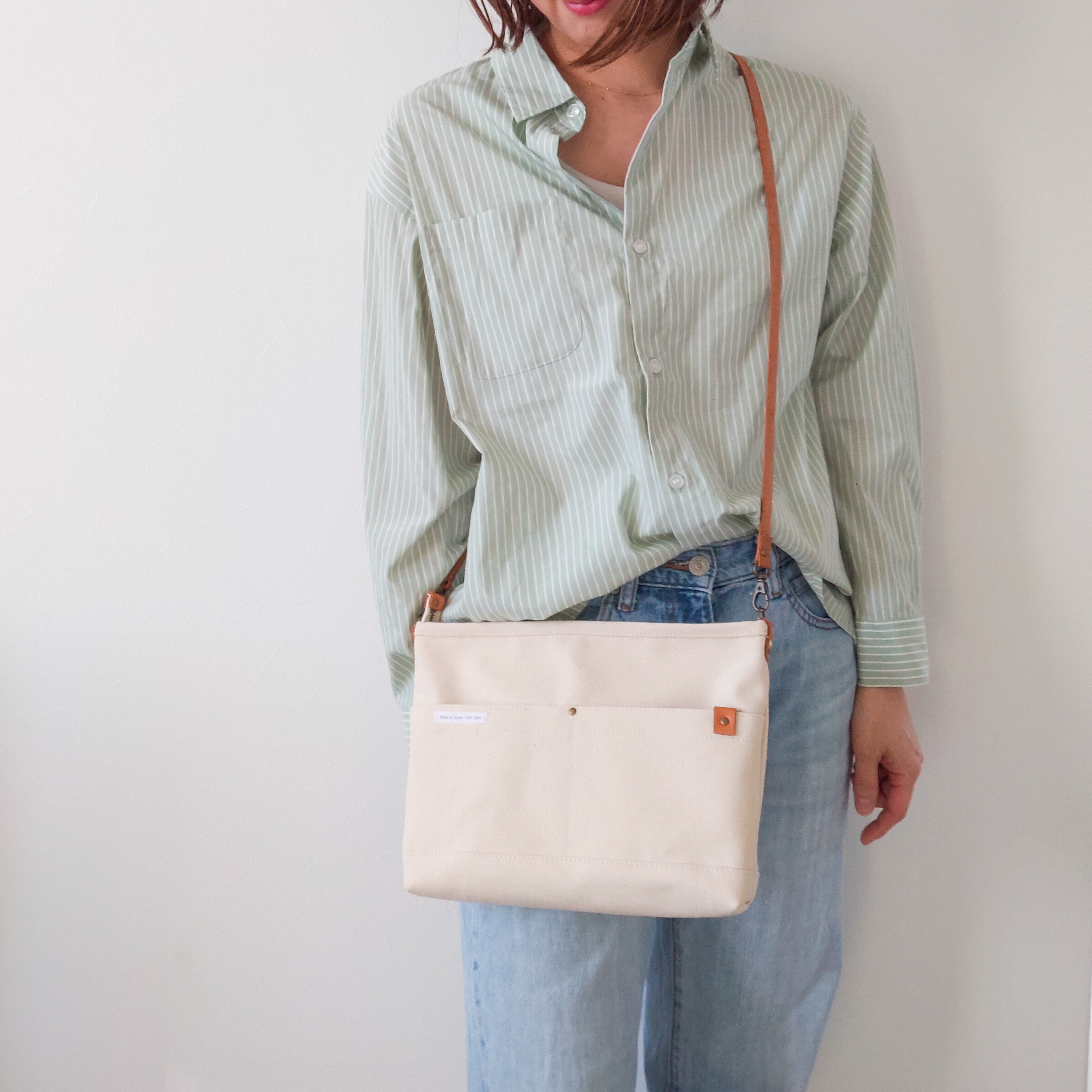 【サコッシュみたいなミニショルダー】   ナチュラル キャンバス 生成り ホワイト　帆布 ショルダーバッグ