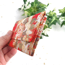 京友禅和紙カードケース「赤向鶴」綺麗な和柄 名刺入れ 和風ギフト 記念品 外国人への日本土産 4枚目の画像