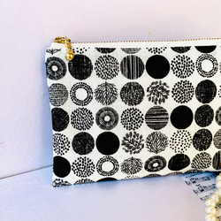 ☆北欧風☆ドット柄☆フラットポーチ☆化粧品入れ☆小物入れ☆ 3枚目の画像