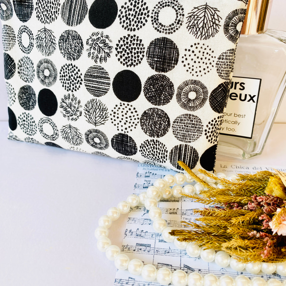☆北欧風☆ドット柄☆フラットポーチ☆化粧品入れ☆小物入れ☆ 5枚目の画像