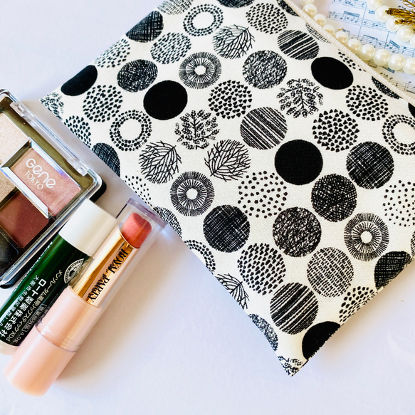 ☆北欧風☆ドット柄☆フラットポーチ☆化粧品入れ☆小物入れ☆ 11枚目の画像