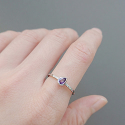 天然紫色剛玉 水滴形 鑲鑽 純 18K 黃金 白金 玫瑰金 戒指 | 疊搭混搭 第6張的照片