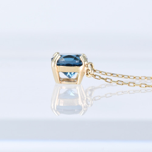 Blue Topaz K18WGブルートパーズペントップ (NO.304791) – JEX