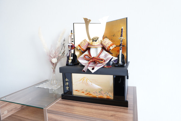 五月人形　紅10号兜金富士収納飾り 4枚目の画像