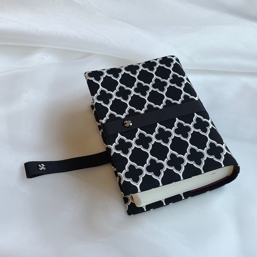 6色から選べる＆豊富なサイズ！聖書カバー スナップボタンでしっかり