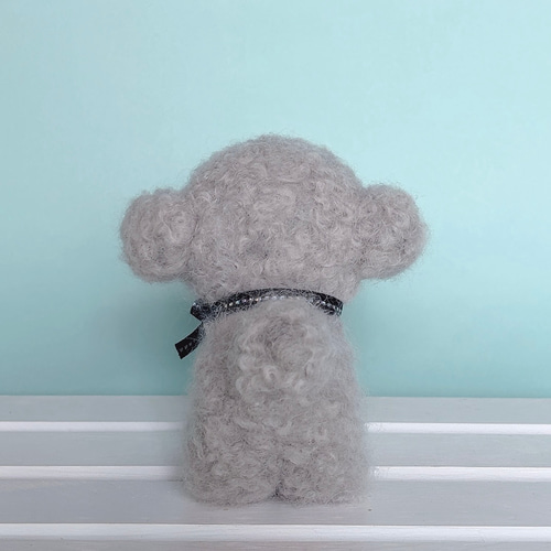 トイプードル（シルバー グレー）の羊毛フェルト 犬 羊毛フェルト chai