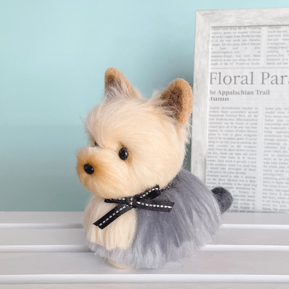 ヨークシャテリアの羊毛フェルト　犬 3枚目の画像