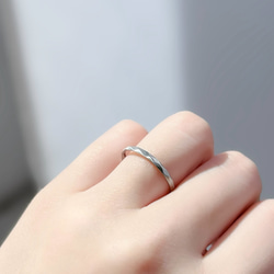 『特別な日に贈るジュエリー』 シルクマット加工 刻印 リング マリッジリング 指輪 ステンレス 金属アレルギー対応 2枚目の画像