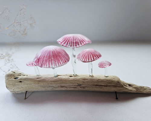 ガラスのキノコ 置物 オブジェ 筋笠ピンク5本 立体・オブジェ スタジオ
