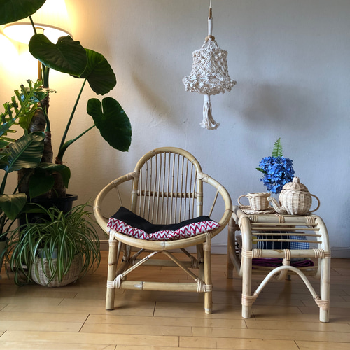 特集掲載 限定10脚の再販ラタンアームチェア+座布団 椅子（チェアー