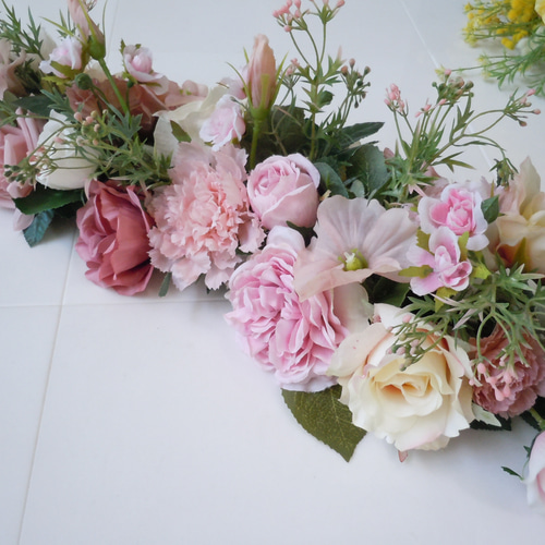 ◇ピンクカラーのフラワーガーランド＊ピンク◇テーブル装花