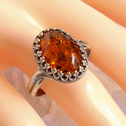 バルト海産 天然琥珀 バルティックアンバー ring（SV925