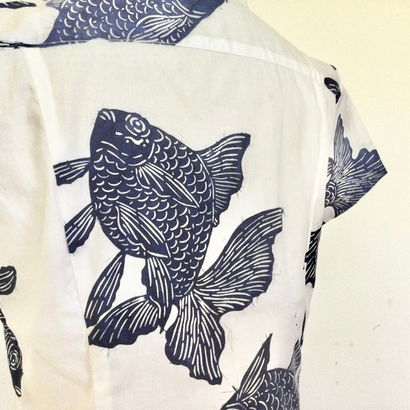 【再販】型染　金魚のアロハシャツ 3枚目の画像