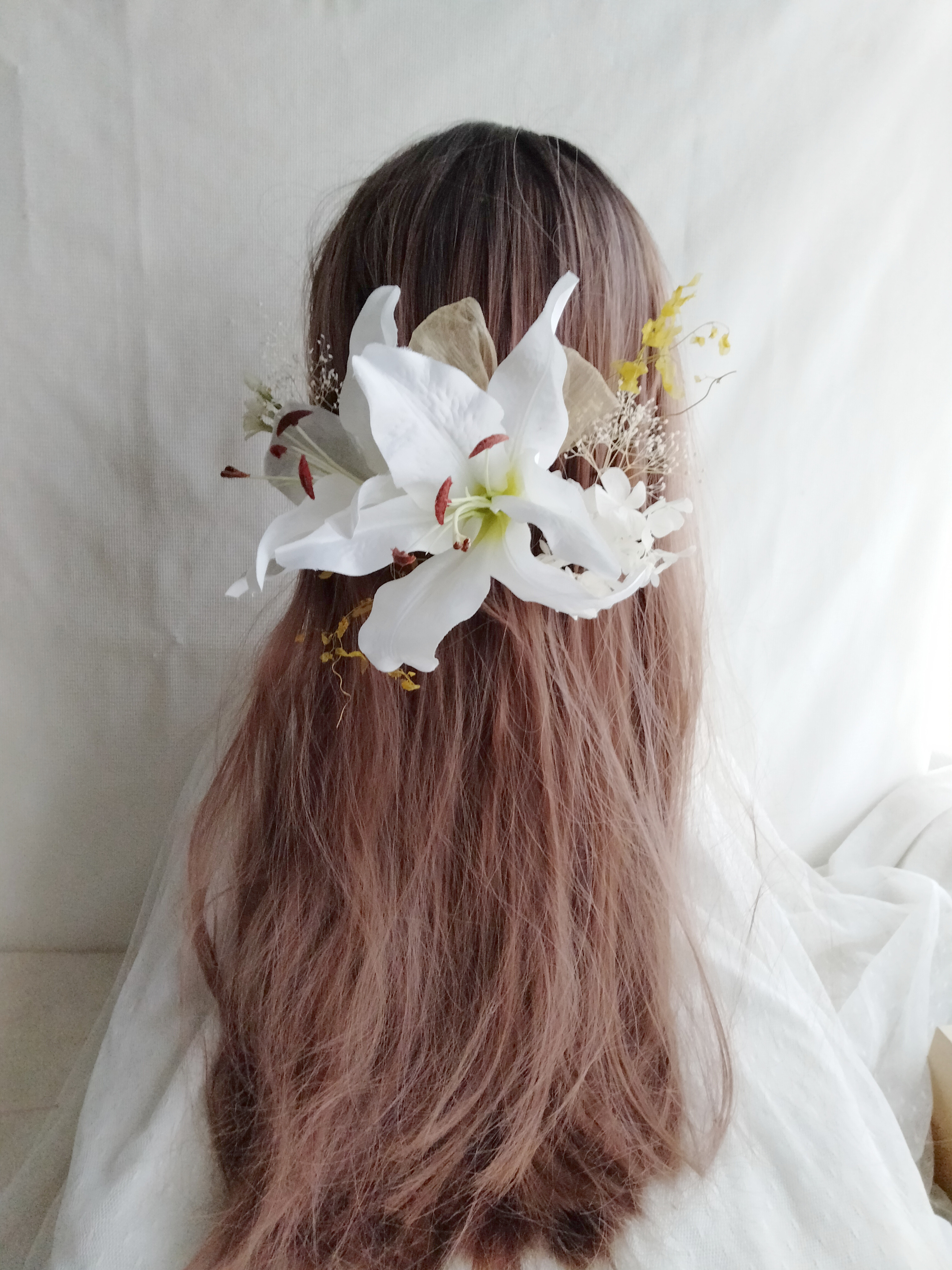 百合（カサブランカ）のヘアアクセサリー　結婚式　髪飾り　和洋兼用ヘッドドレス　ホワイトグリーン　ウェディング