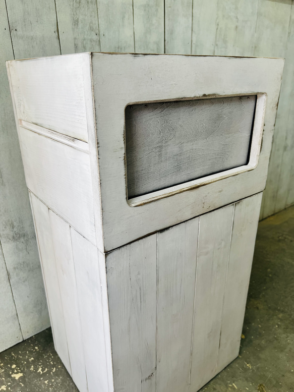 高級木製ダストボックス 白[MI-MI-MOKO] 蓋つきゴミ箱 45リットル シャビー アンティーク可愛い 5枚目の画像