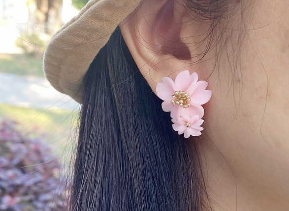 浪漫櫻花朵朵 | 貼耳式耳環/耳夾 第2張的照片