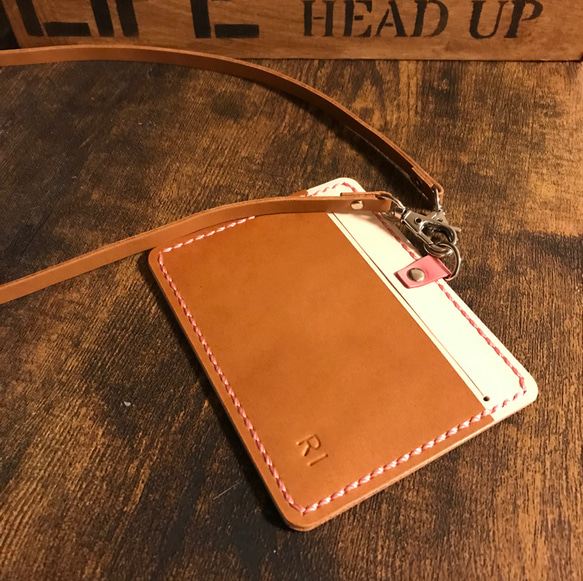 7色の革から自由にカスタマイズ！I Dケース カードケース  パスケース 名入れ無料 7枚目の画像