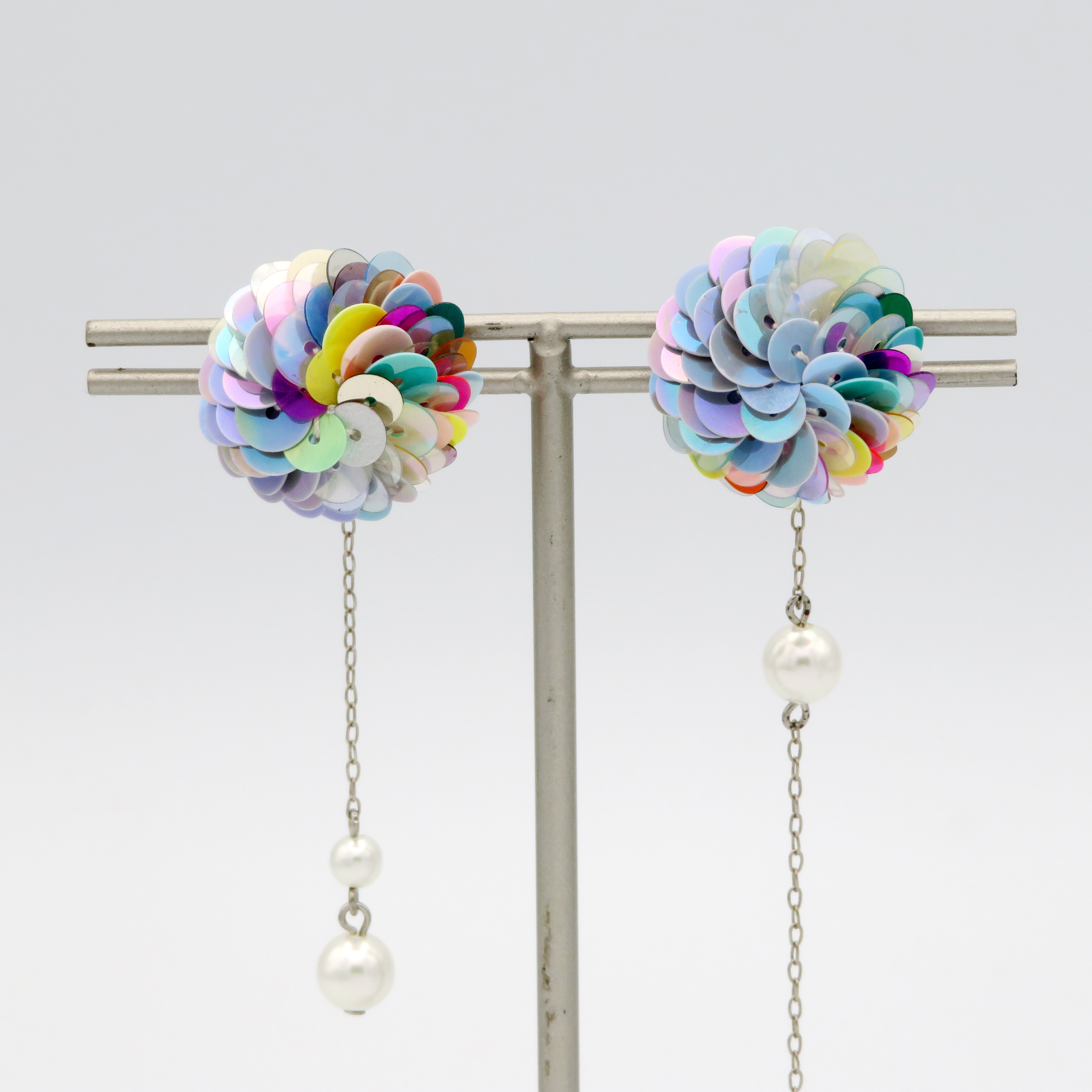 スパンコールピアス＜art プチ>GR