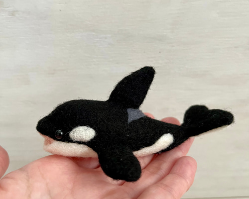 受注制作】羊毛フェルト 幸せを呼ぶシャチ(ジンベエザメのお友達