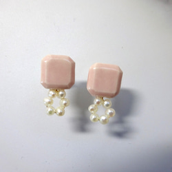 圓形珍珠穿孔/耳環（粉紅色） 第3張的照片