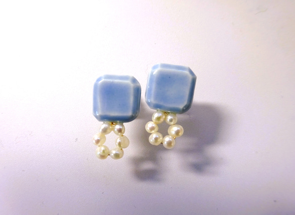 圓形珍珠穿孔/耳環（淺藍色） 第2張的照片