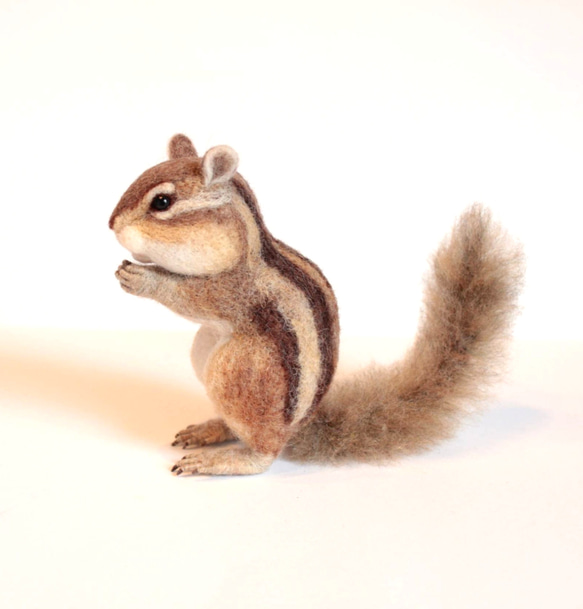 シマリス　羊毛フェルト シマリスA 羊毛フェルト 森で逢えたら 通販 8522948｜Creema(クリーマ)