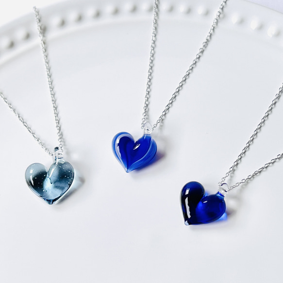 ガラスのハートネックレス(ラムネ、マーブル青、ブルー) ネックレス