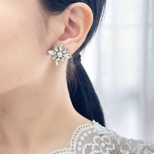フラワー クリスタル ビジュー ピアス イヤリング ［ 結婚式